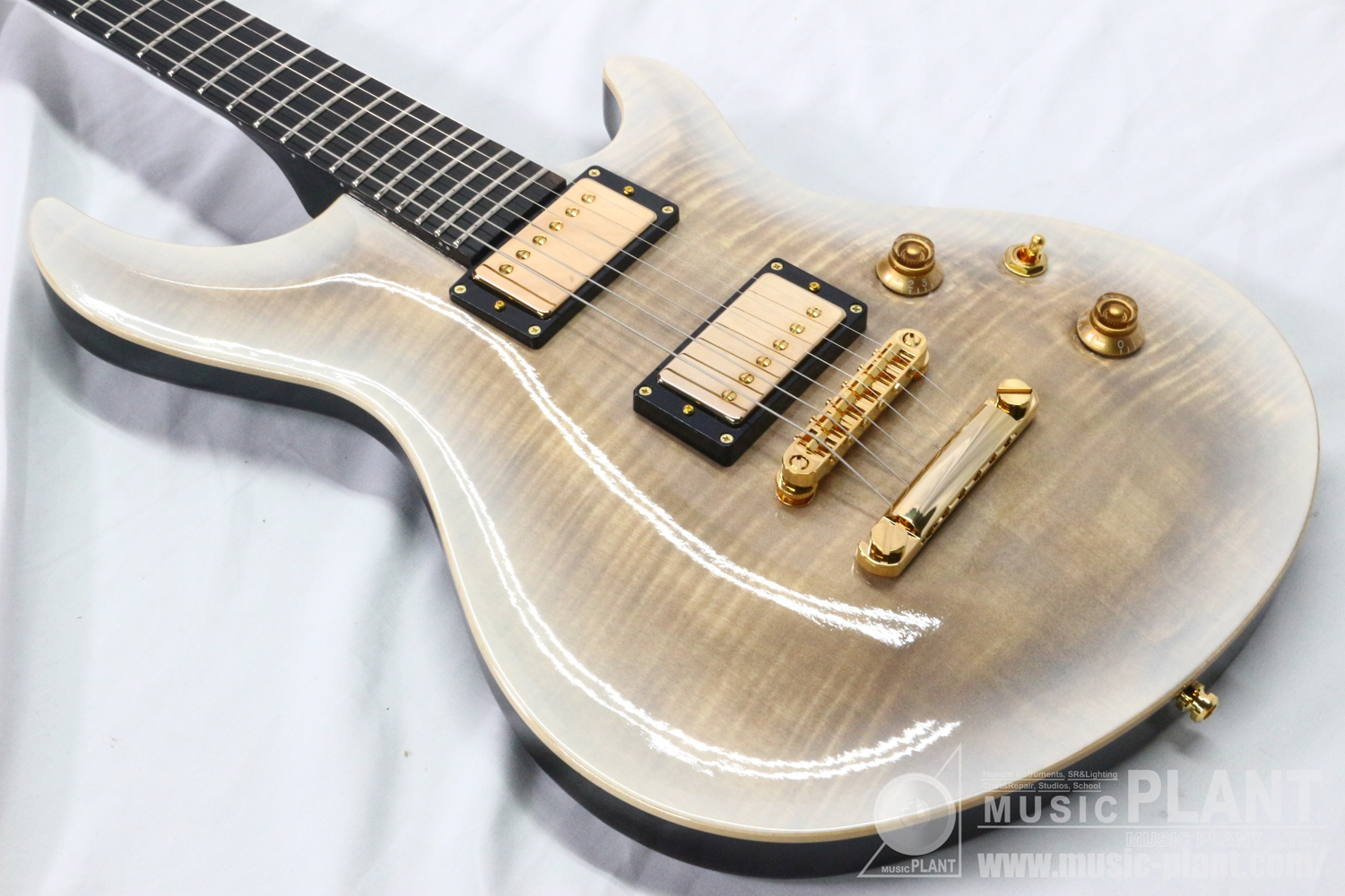 E-MYSTIQUE STWSB追加画像 E-MYSTIQUE STWSB追加画像