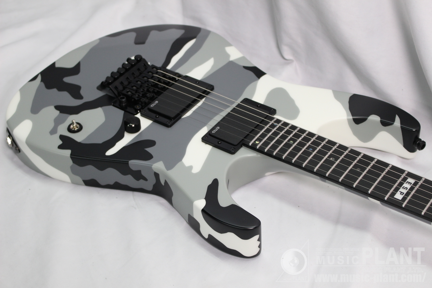 M-II NECK THRU Urban Camo追加画像 M-II NECK THRU Urban Camo追加画像