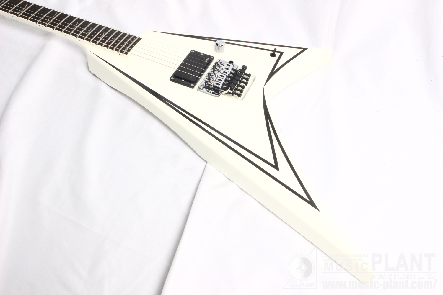E-ALEXI SCYTHE WH/BK追加画像 E-ALEXI SCYTHE WH/BK追加画像