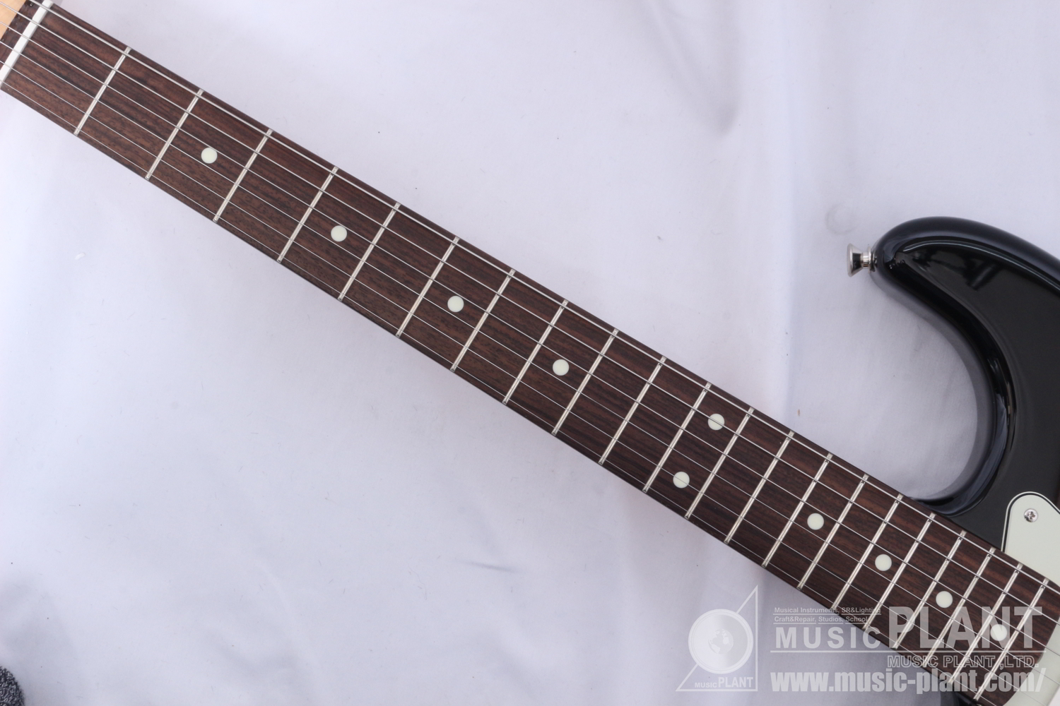 Made in Japan Traditional 60s Stratocaster Left-Handed 3-Color Sunburst追加画像 Made in Japan Traditional 60s Stratocaster Left-Handed 3-Color Sunburst追加画像