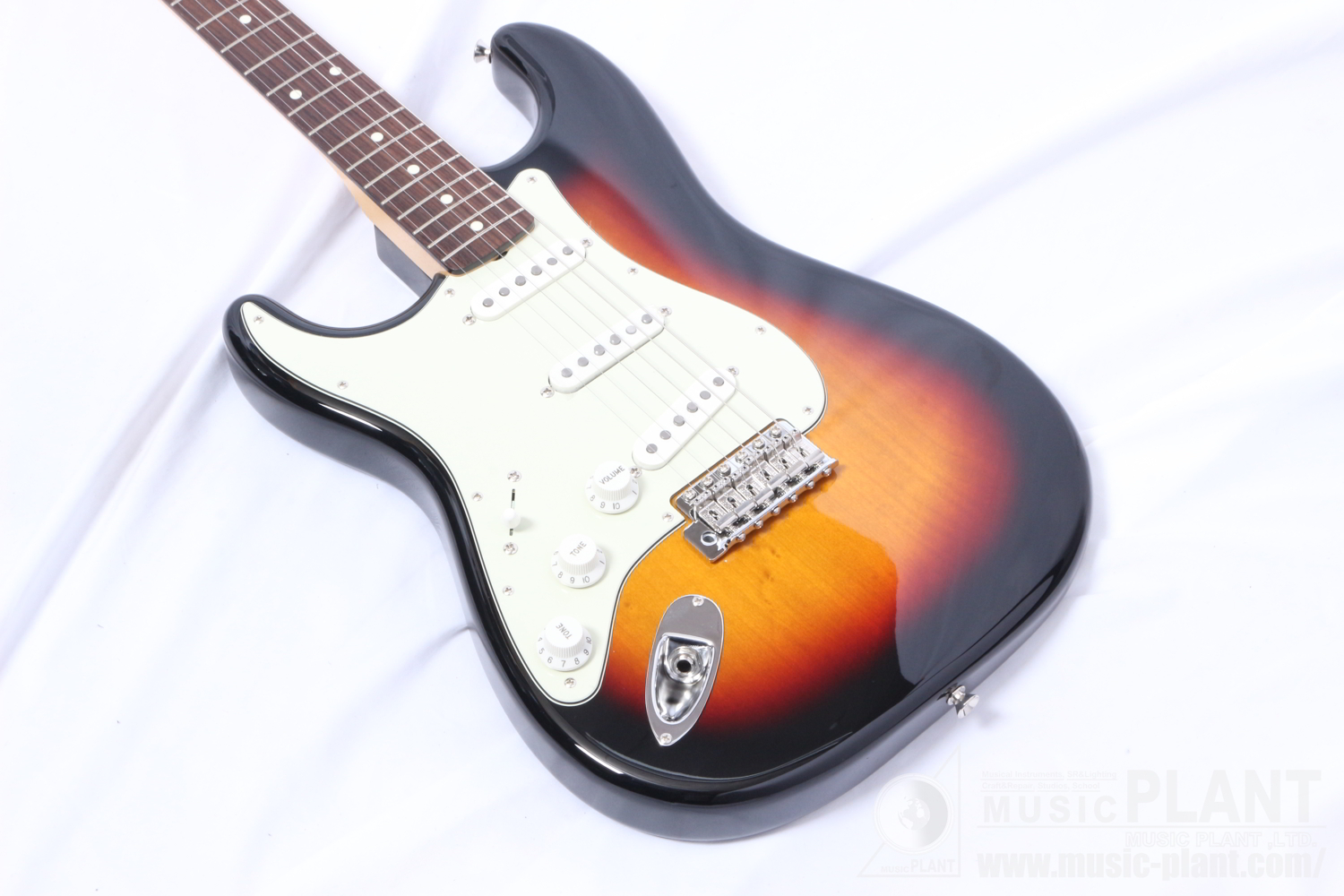 Made in Japan Traditional 60s Stratocaster Left-Handed 3-Color Sunburst追加画像
